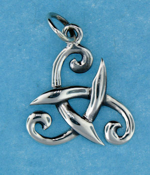 model a4134 celtic pendant enlarged view